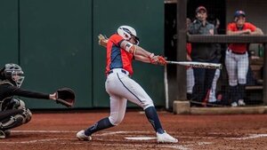 Sydney O'Hara is the Orange's best hitter as a lefty. She also pitches righty, so she knows the challenges that most pitchers have against lefties. 